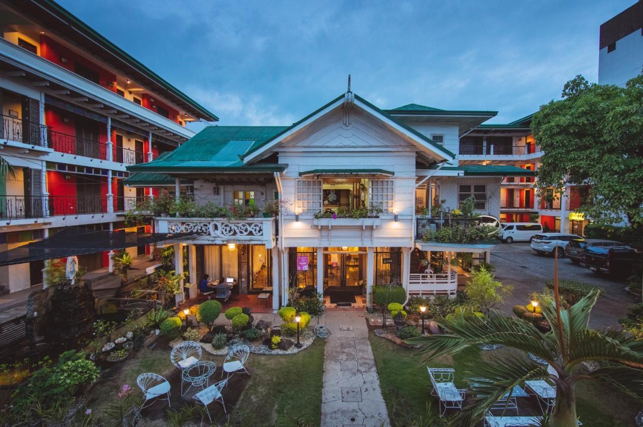 Rosvenil Hotel Tacloban Exterior photo