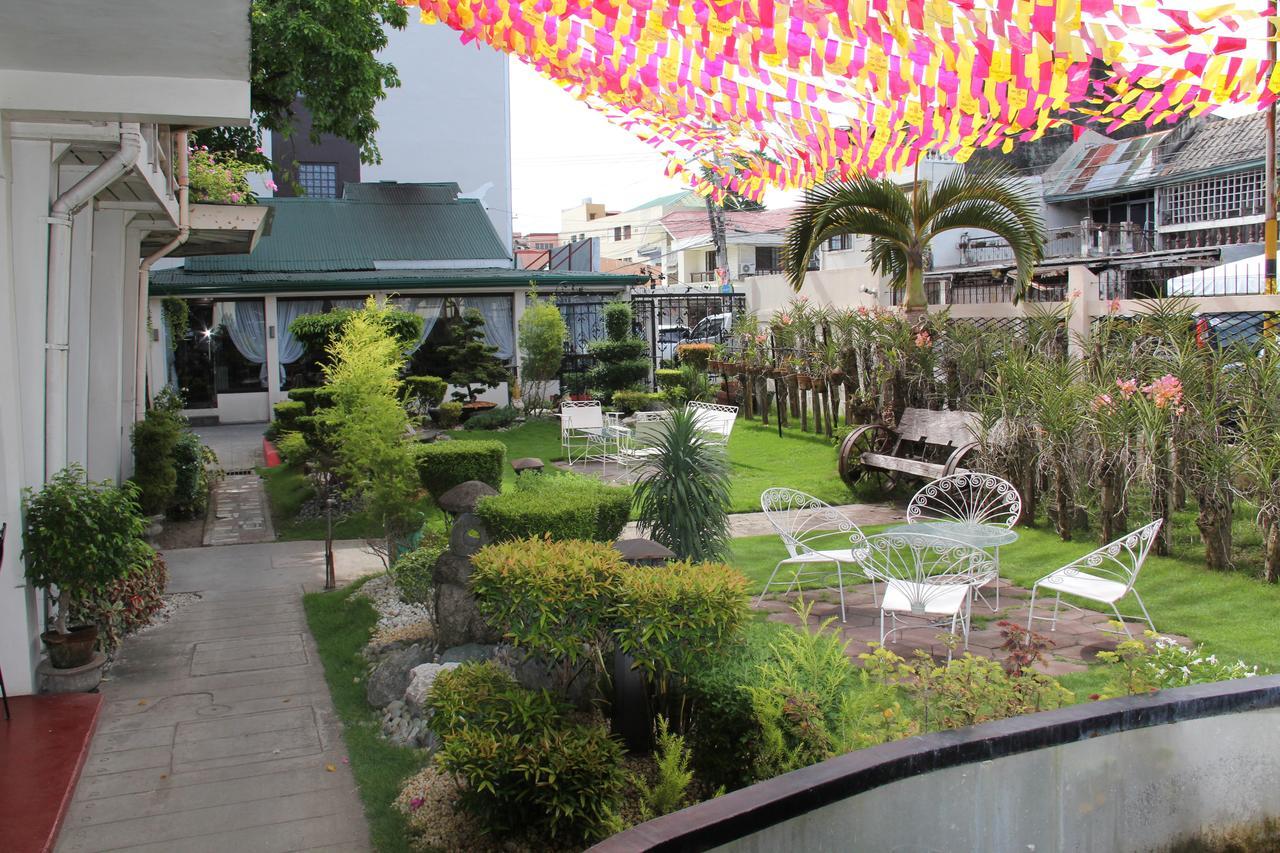 Rosvenil Hotel Tacloban Exterior photo