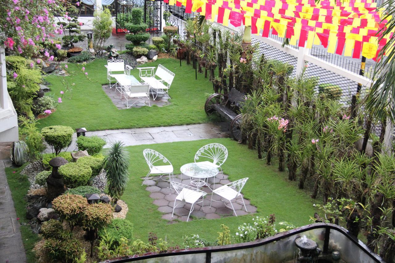 Rosvenil Hotel Tacloban Exterior photo