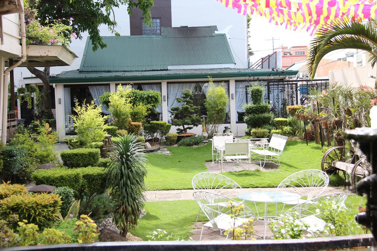 Rosvenil Hotel Tacloban Exterior photo